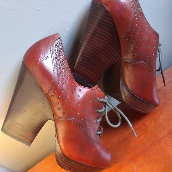 Frye Chelsea Spice Studded Peep Toe Lace Up Platform Heels sz 8M Brown - Picture 15 of 16